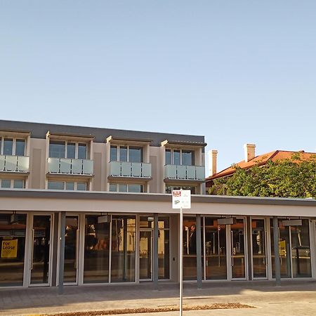 Semaphore Splash Apartments Port Adelaide Екстер'єр фото